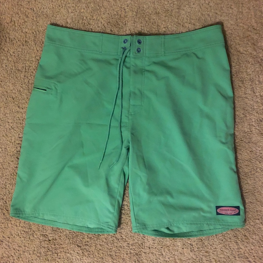 Vineyard Vines green knee length board shorts
